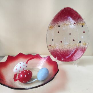 Πιατέλα και πιάτο πασχαλινό αυγό